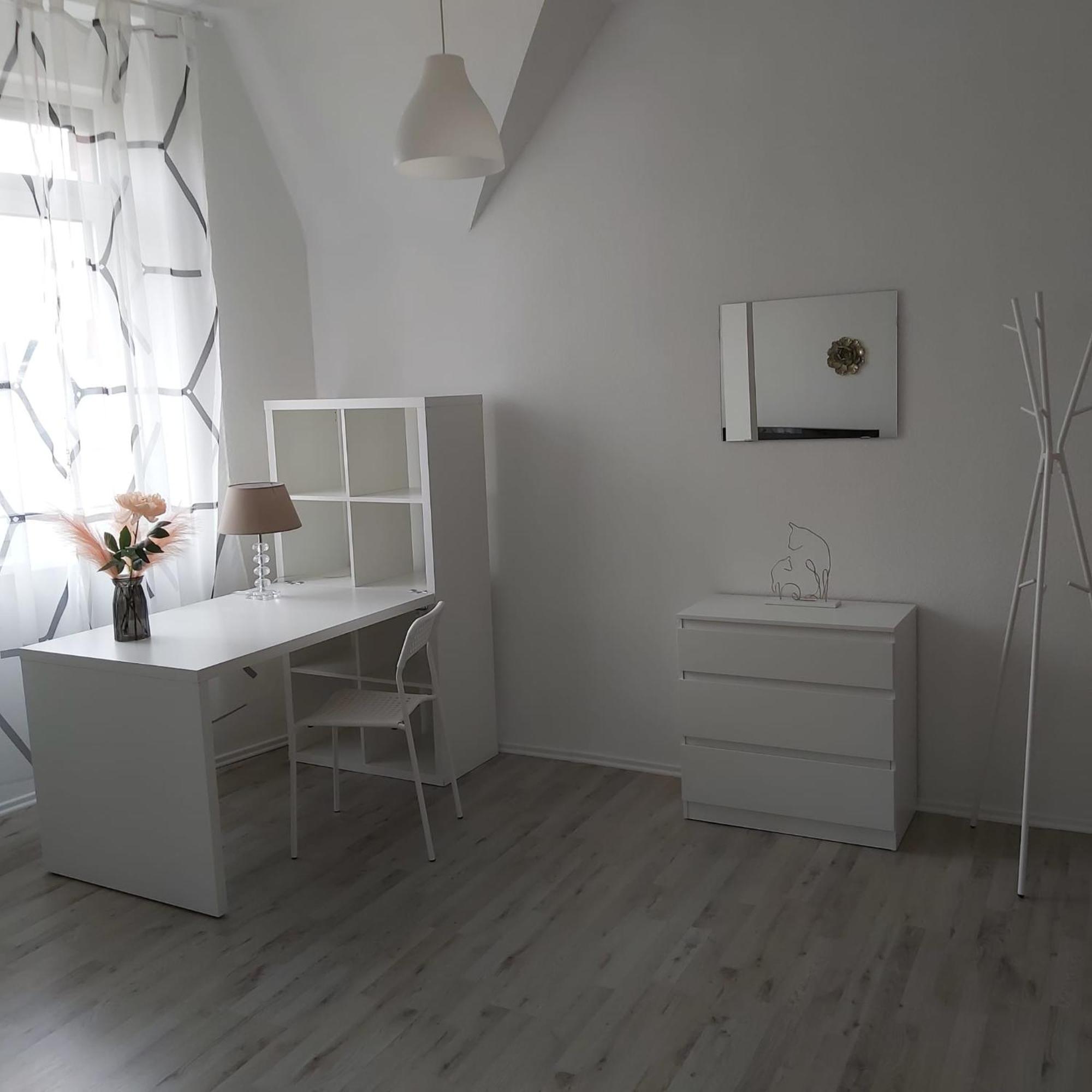 Megena Apartment Майен Екстериор снимка